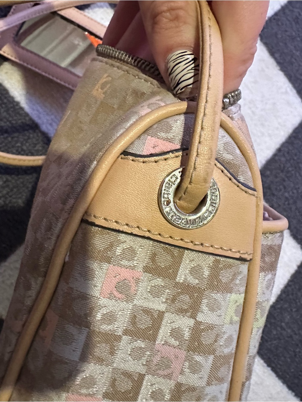 Liz Claiborne Multicolor Pastel Check Crossbody with Tan Trim - Picture 6 of 10
